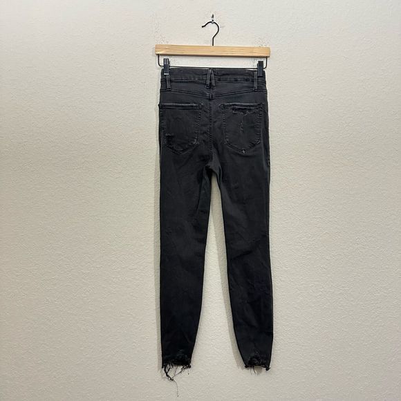 GOOD AMERICAN Good Legs Crop Chewed Hem Jeans in Black - Picture 7 of 12